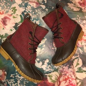 ✨RARE✨ L.L. Bean Wool boots size 6
